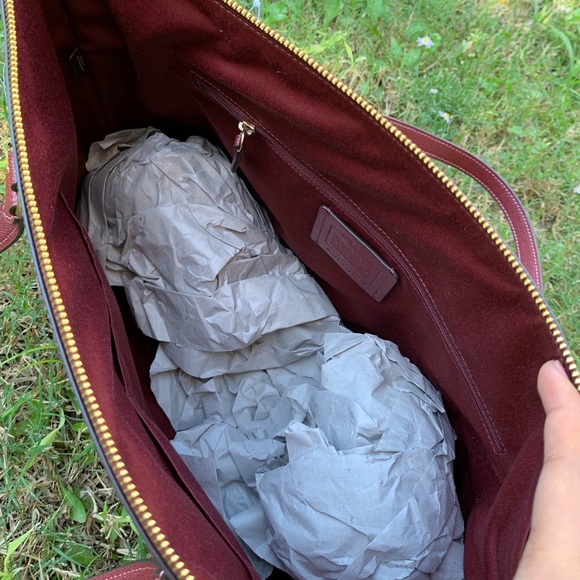 Coach Gallery  Tote Wine F79608 - Picture 5 of 6